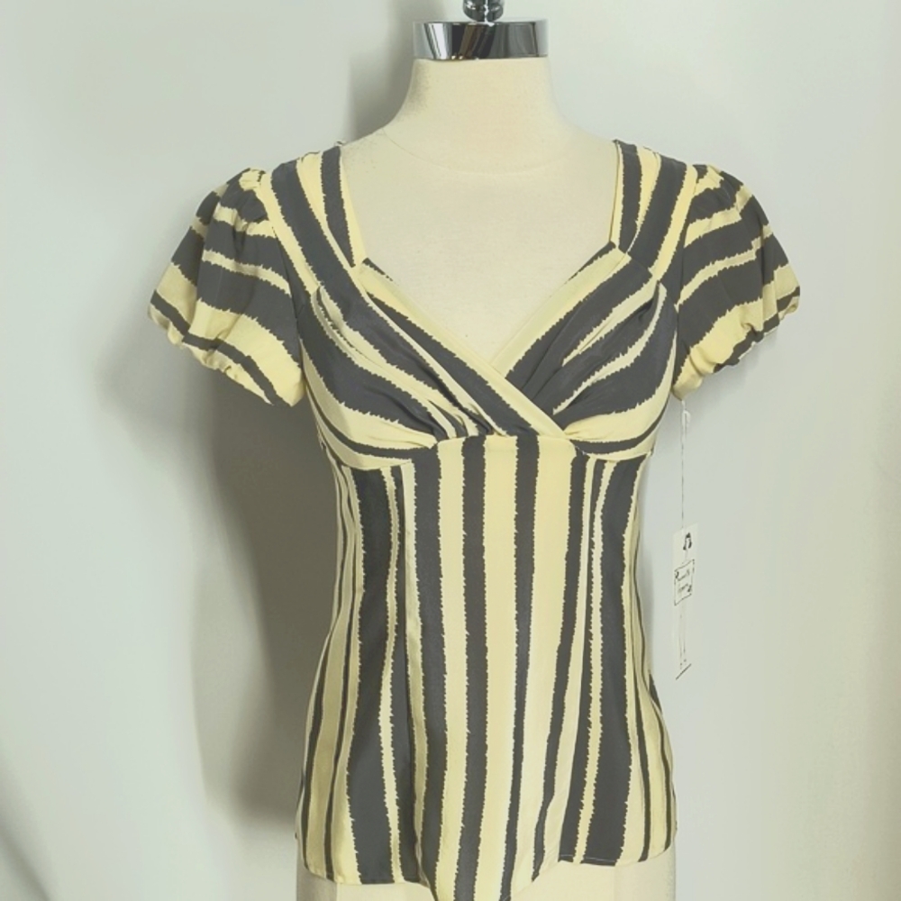 Striped V-Neck Short Sleeve Top - Yellow & Gray